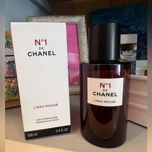 No 1 Perfume. Like New